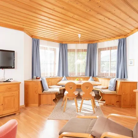 Bernhofer Σάαλμπαχ-Χίντεργκλεμ