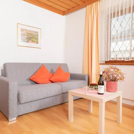 Bernhofer Apartment *
