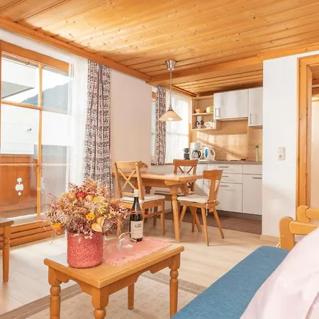 Bernhofer Apartment *