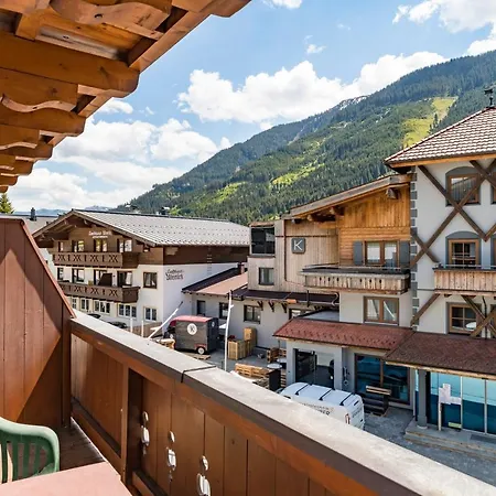 Bernhofer Apartment