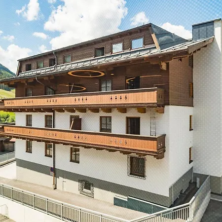 Bernhofer Apartment *