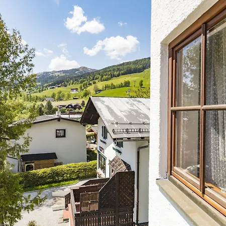 Appartement Bernhofer *